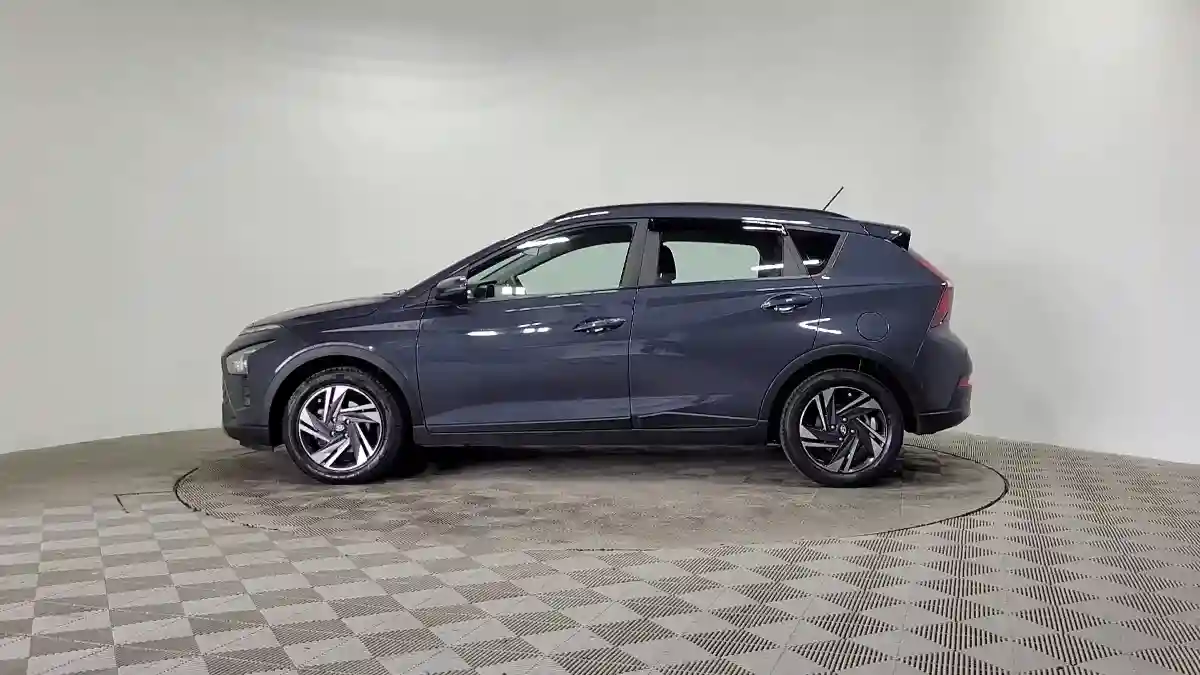 Hyundai Bayon 2023 года за 7 990 000 тг. в Алматы