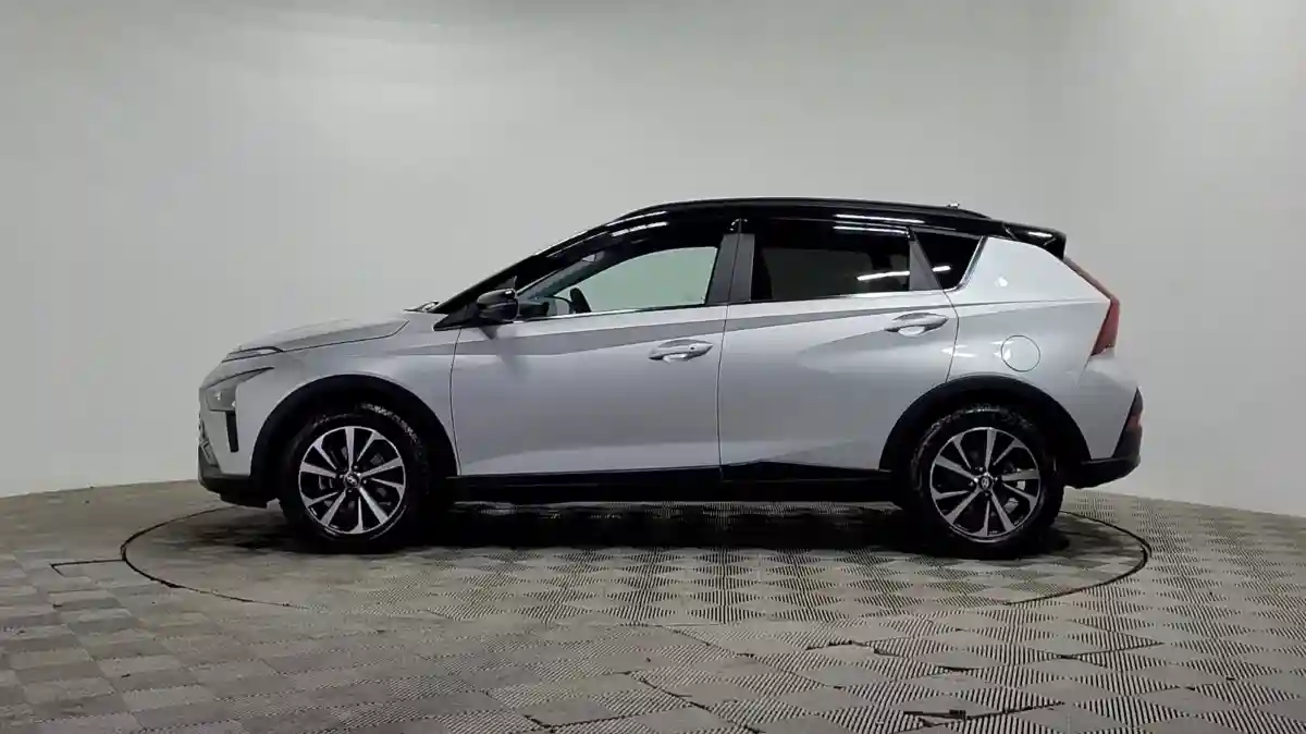 Hyundai Bayon 2023 года за 7 900 000 тг. в Алматы
