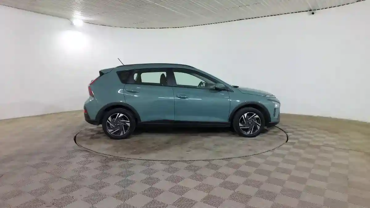 Hyundai Bayon 2023 года за 8 590 000 тг. в Шымкент