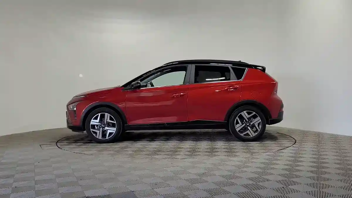 Hyundai Bayon 2023 года за 8 490 000 тг. в Алматы
