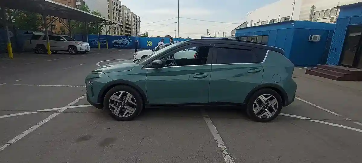 Hyundai Bayon 2023 года за 9 000 000 тг. в Алматы