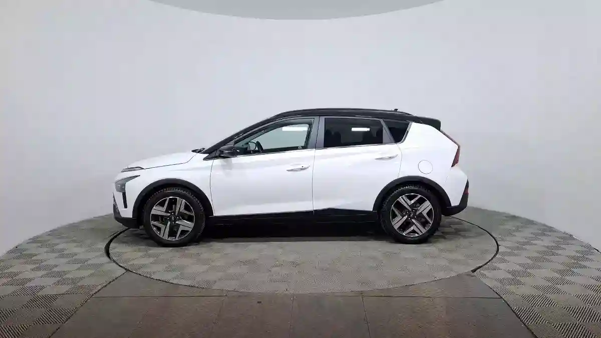 Hyundai Bayon 2023 года за 7 990 000 тг. в Астана