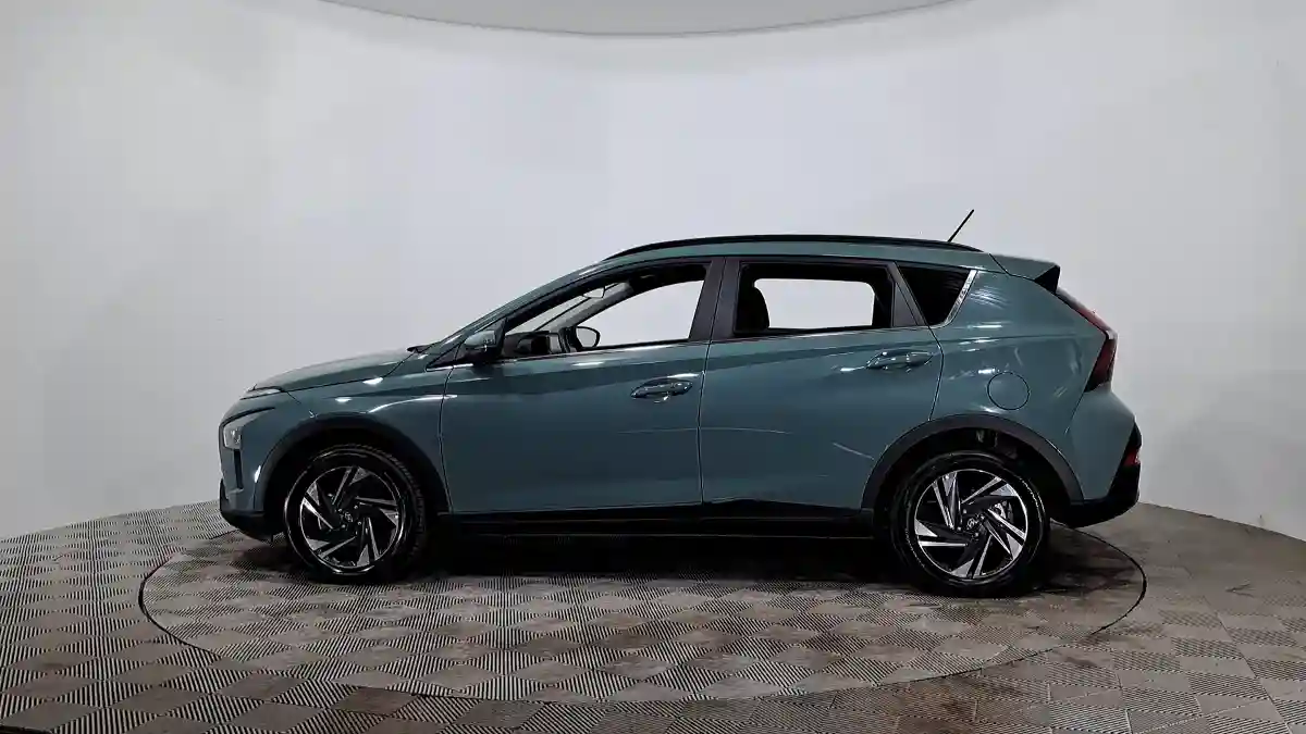 Hyundai Bayon 2023 года за 8 690 000 тг. в Астана