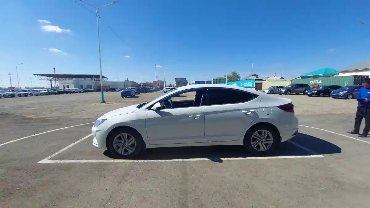 Hyundai Elantra 2020 года за 9 600 000 тг. в Кызылорда