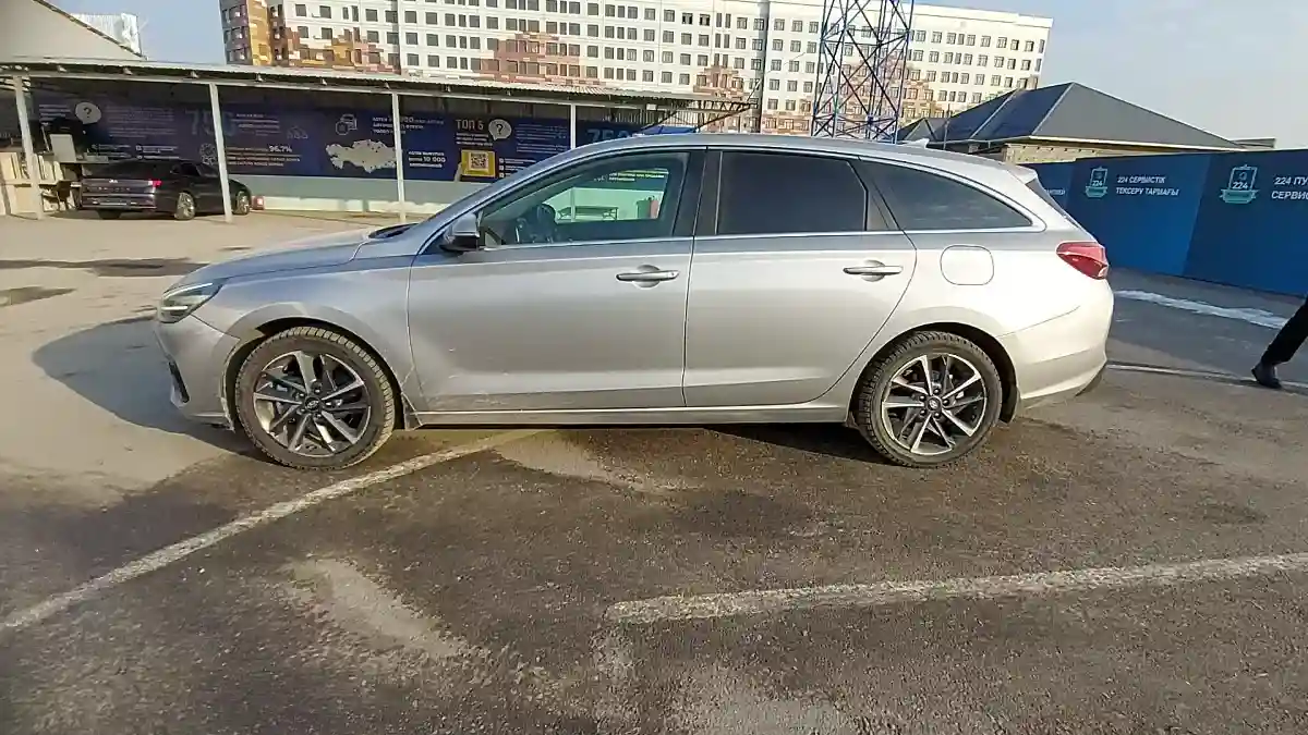 Hyundai i30 2023 года за 9 500 000 тг. в Шымкент