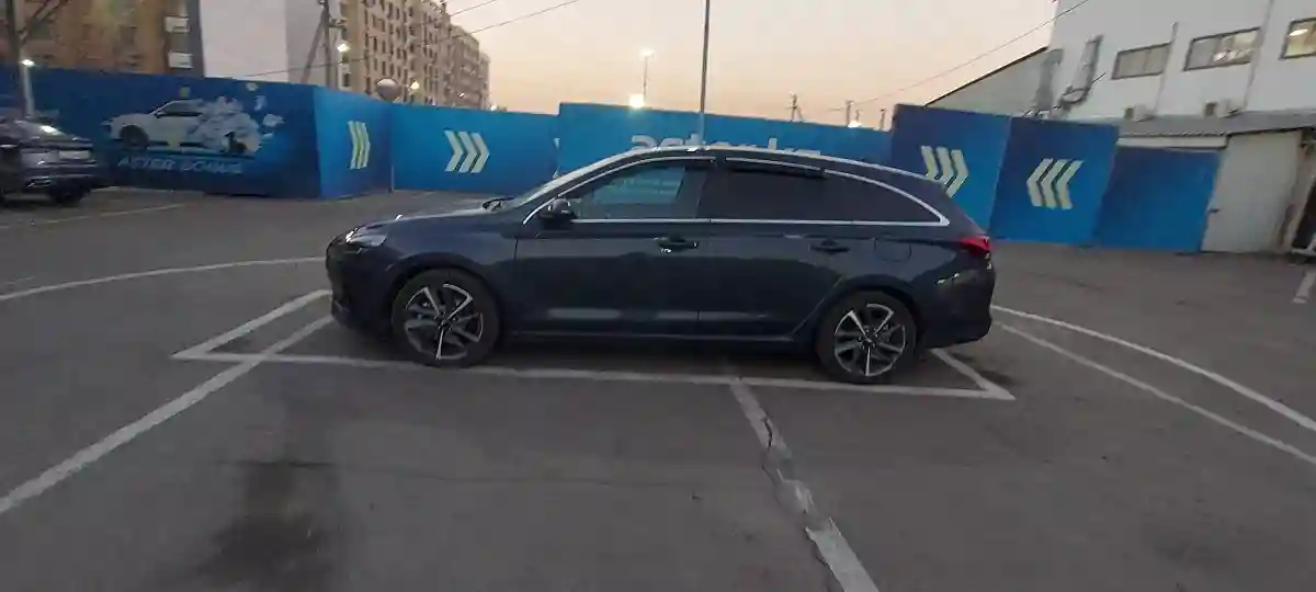 Hyundai i30 2023 года за 9 300 000 тг. в Алматы