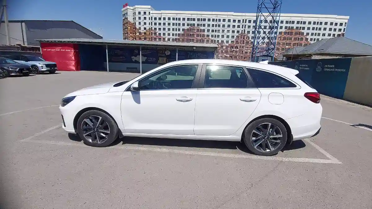 Hyundai i30 2023 года за 9 500 000 тг. в Шымкент