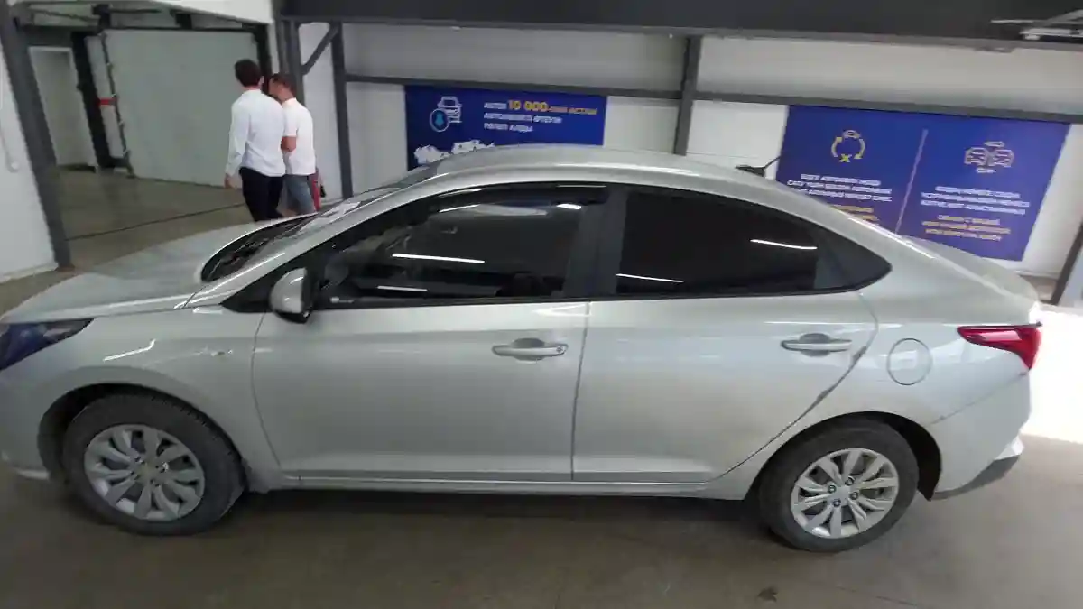 Hyundai Accent 2020 года за 6 000 000 тг. в Астана