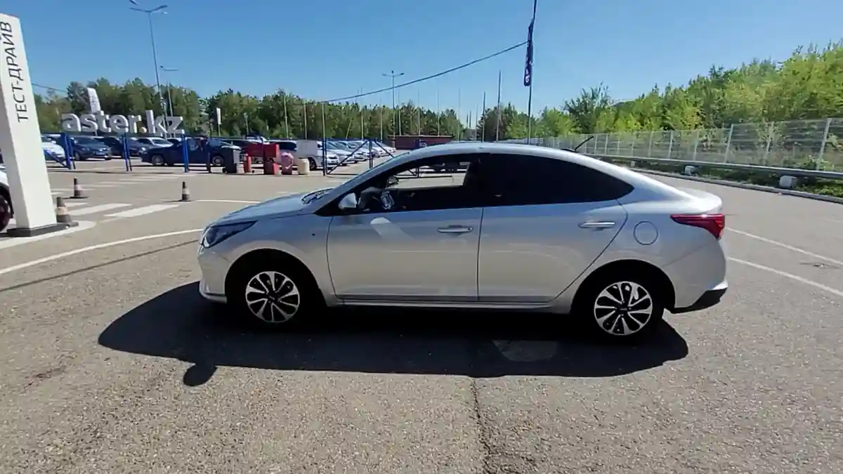 Hyundai Accent 2020 года за 6 800 000 тг. в Усть-Каменогорск