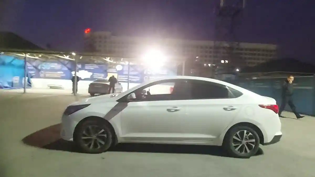 Hyundai Accent 2021 года за 6 200 000 тг. в Шымкент