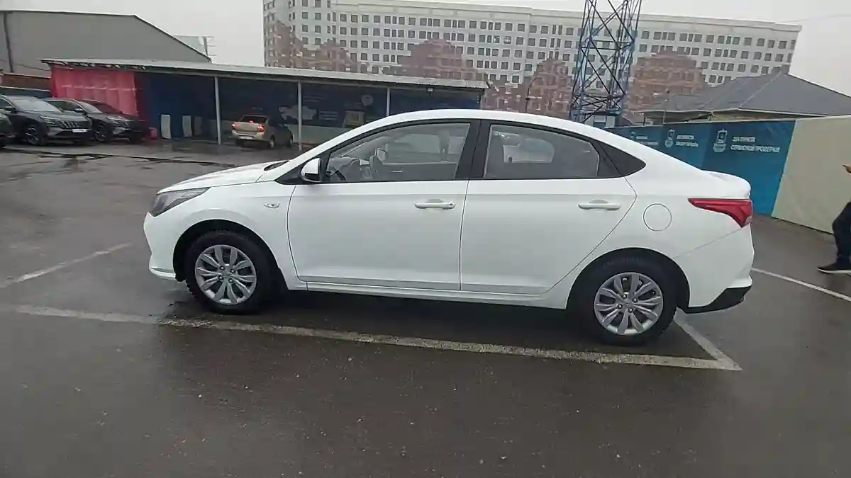 Hyundai Accent 2021 года за 6 500 000 тг. в Шымкент