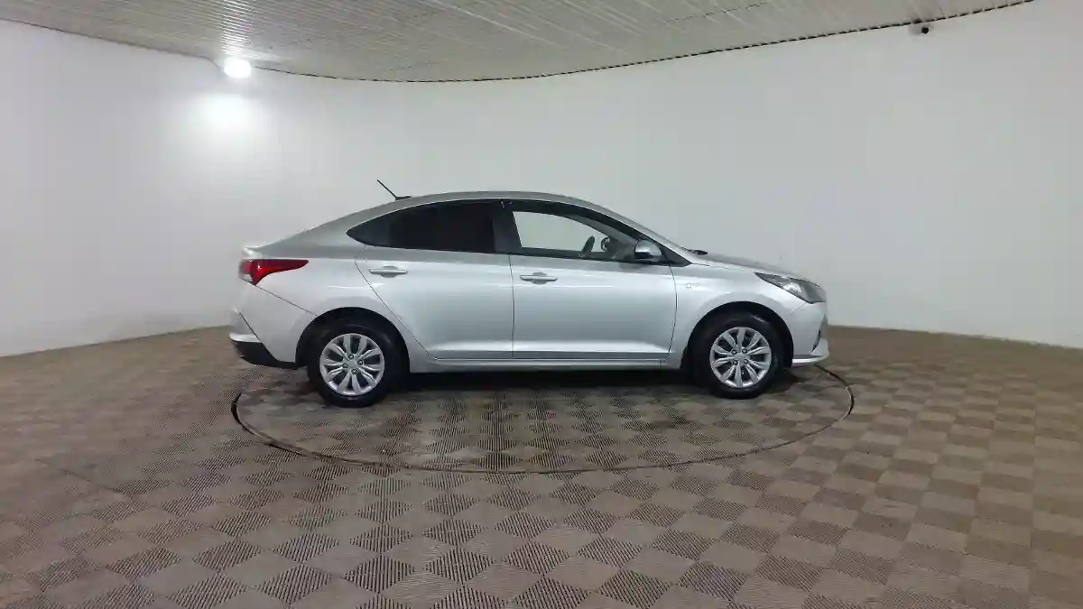 Hyundai Accent 2021 года за 6 550 000 тг. в Шымкент