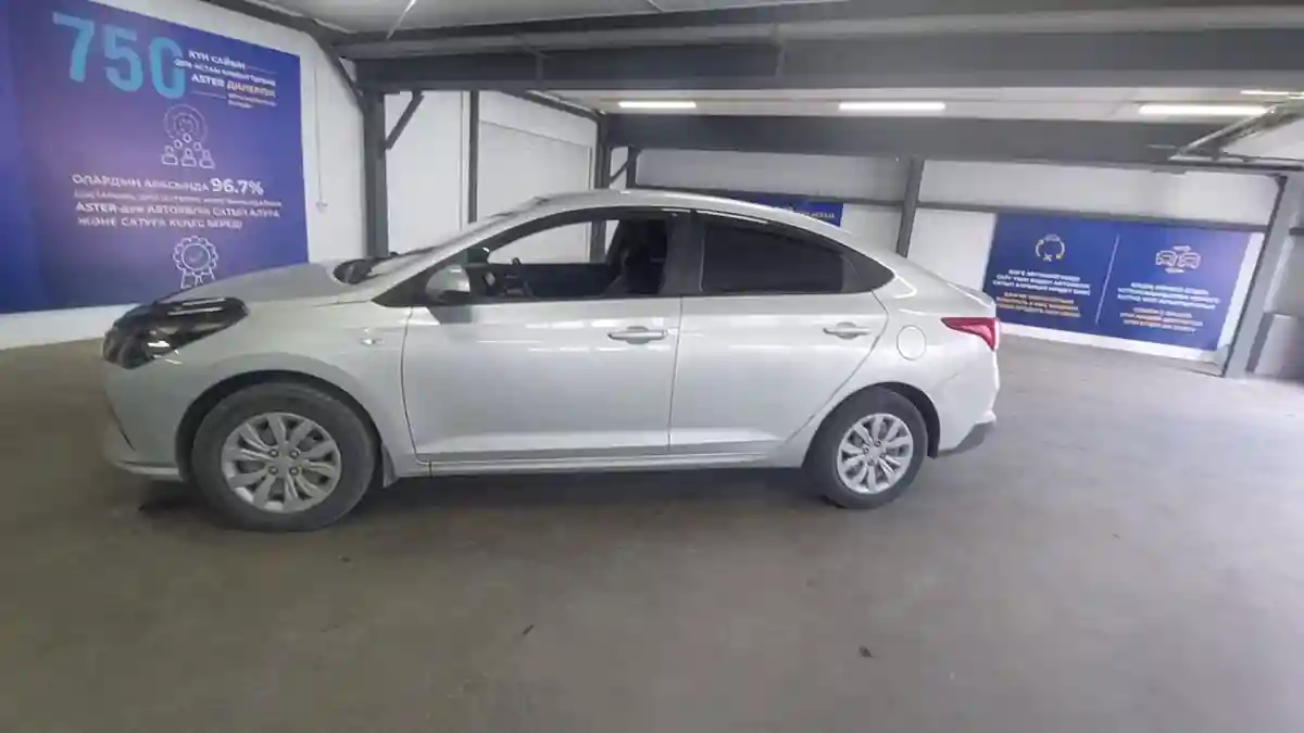 Hyundai Accent 2021 года за 5 700 000 тг. в Астана