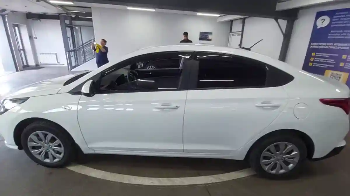 Hyundai Accent 2020 года за 7 500 000 тг. в Астана