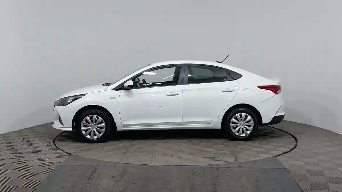 Hyundai Accent 2021 года за 7 350 000 тг. в Астана