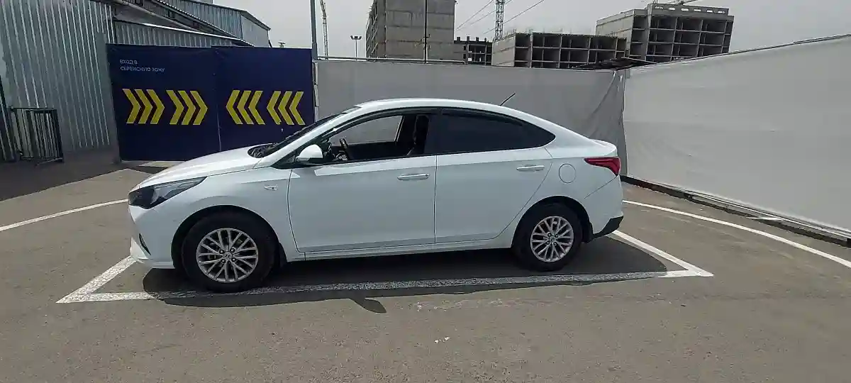 Hyundai Accent 2021 года за 8 500 000 тг. в Алматы