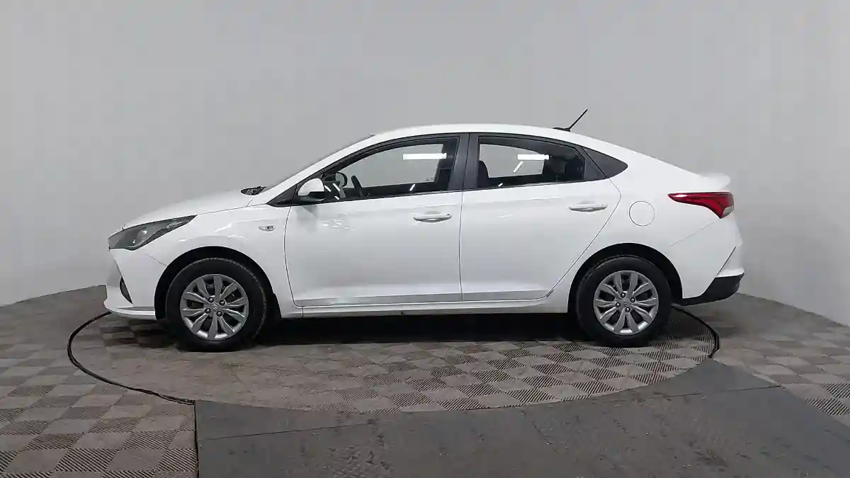 Hyundai Accent 2021 года за 6 490 000 тг. в Астана