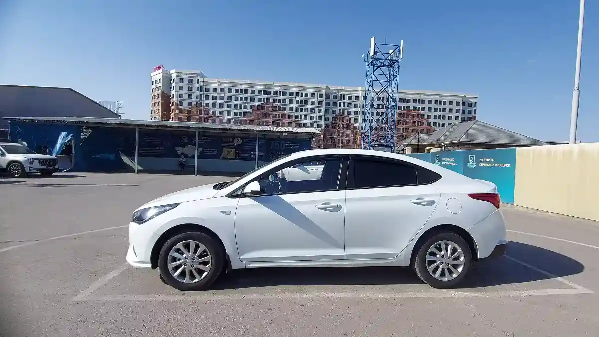 Hyundai Accent 2021 года за 8 500 000 тг. в Шымкент