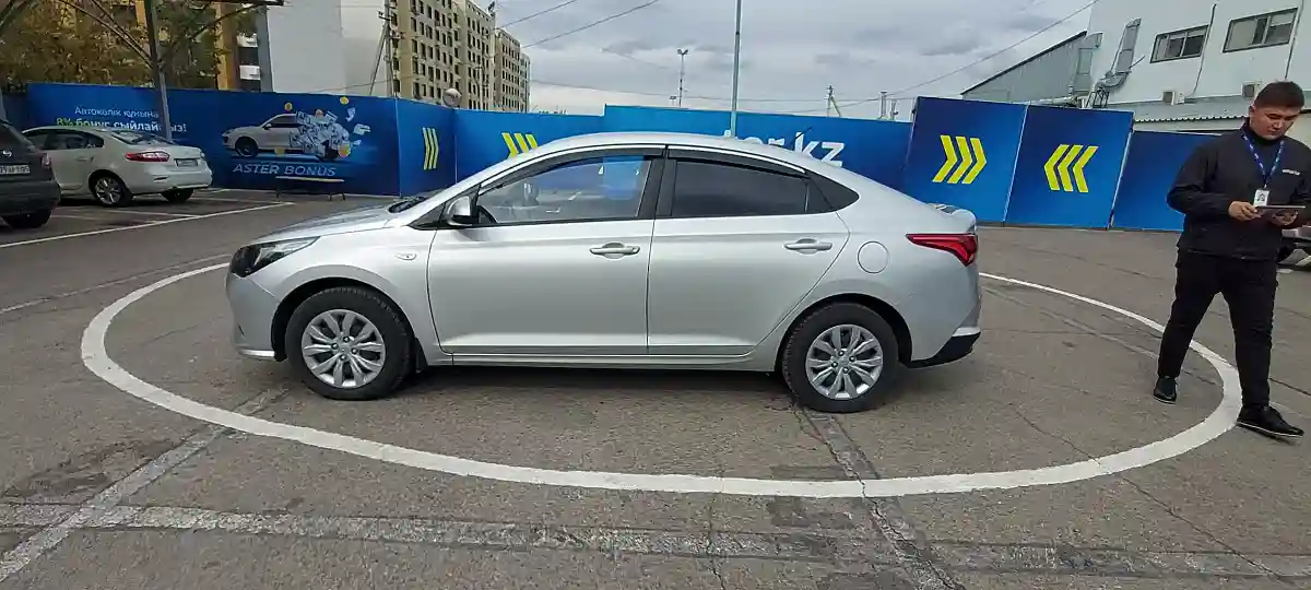 Hyundai Accent 2021 года за 7 600 000 тг. в Алматы