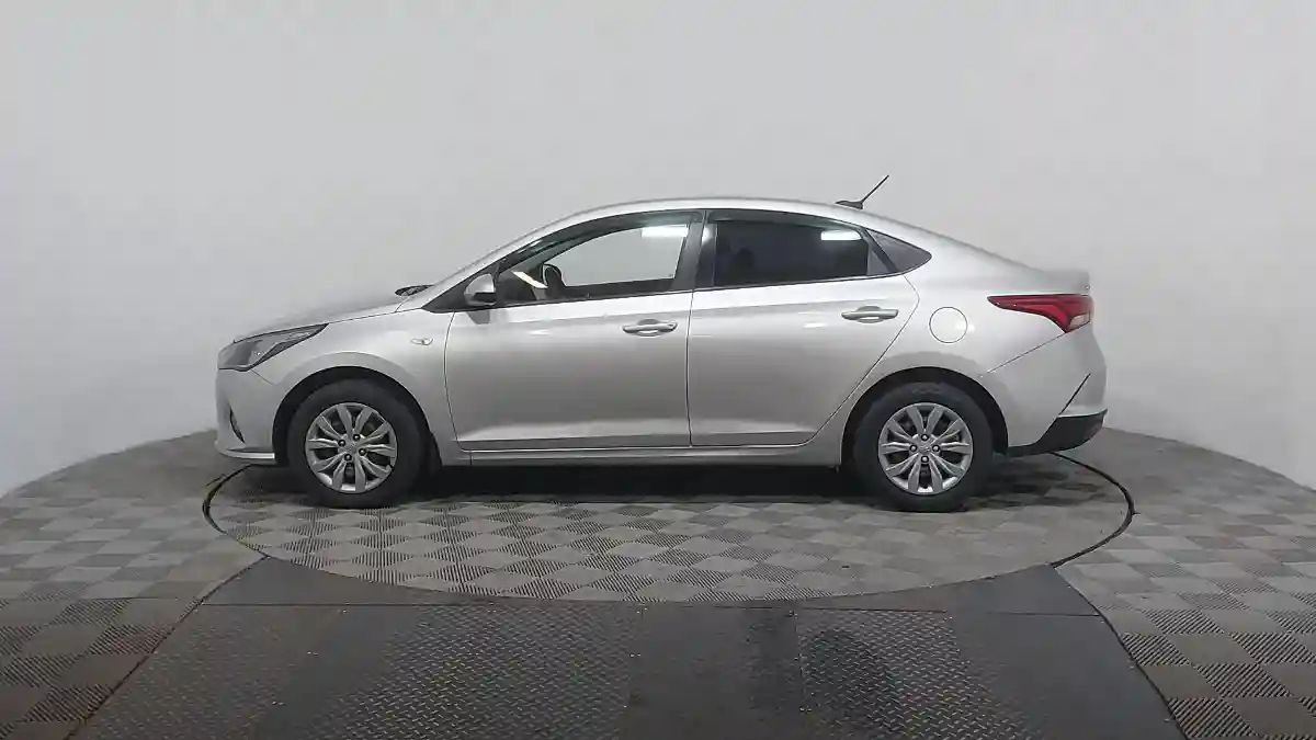 Hyundai Accent 2021 года за 6 750 000 тг. в Астана
