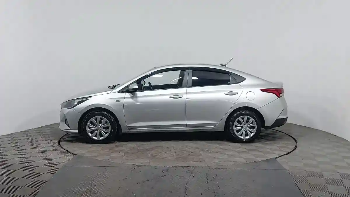 Hyundai Accent 2021 года за 7 610 000 тг. в Астана