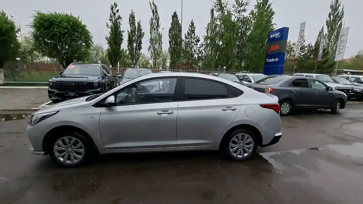 Hyundai Accent 2021 года за 7 400 000 тг. в Костанай