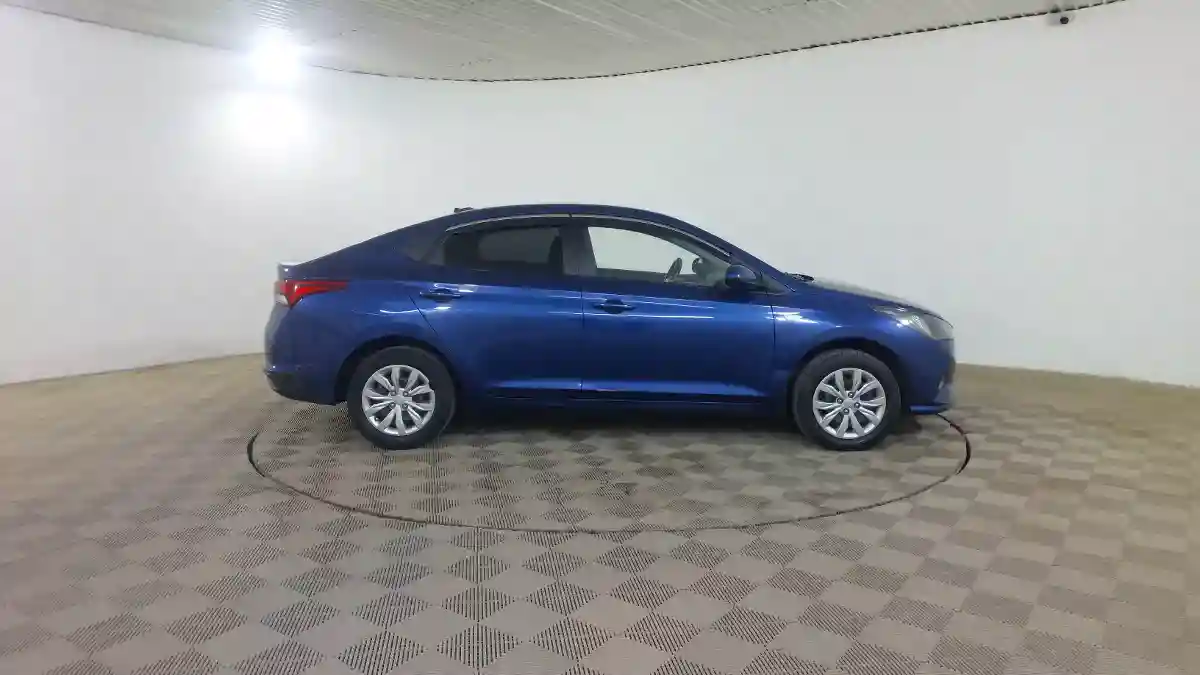Hyundai Accent 2021 года за 7 390 000 тг. в Шымкент