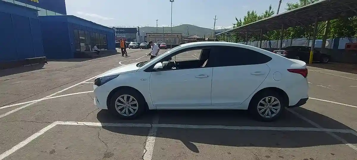 Hyundai Accent 2020 года за 7 500 000 тг. в Алматы