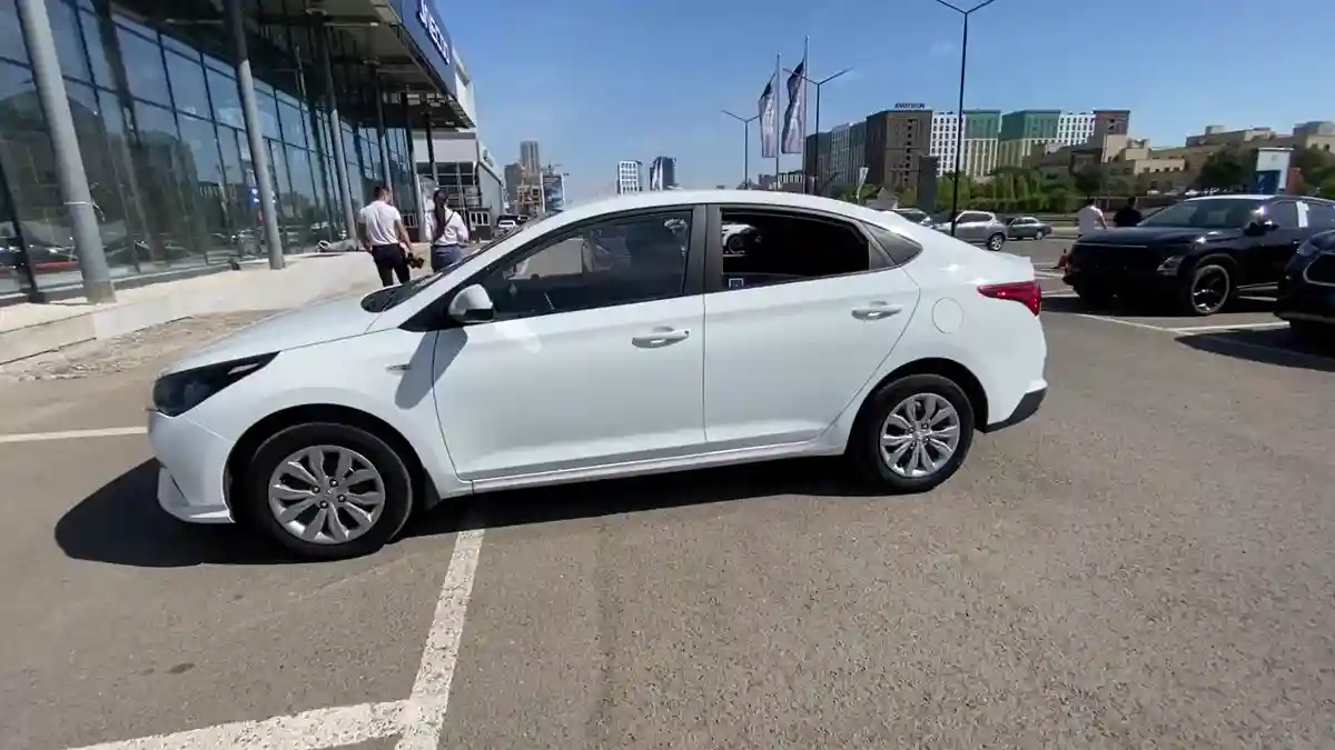 Hyundai Accent 2020 года за 7 790 000 тг. в Астана