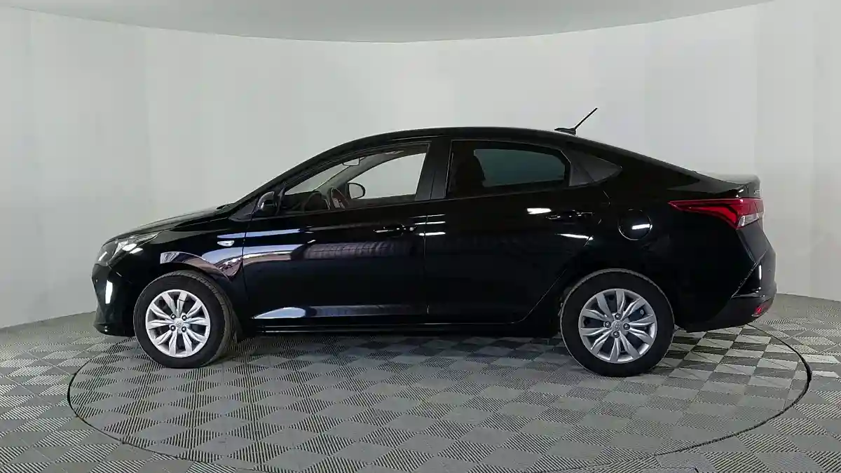 Hyundai Accent 2021 года за 9 463 000 тг. в Актау