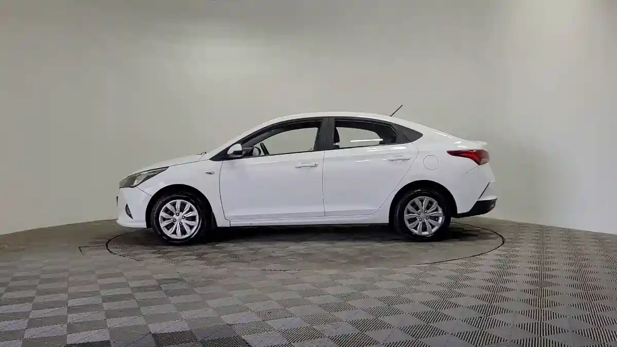 Hyundai Accent 2021 года за 7 190 000 тг. в Алматы