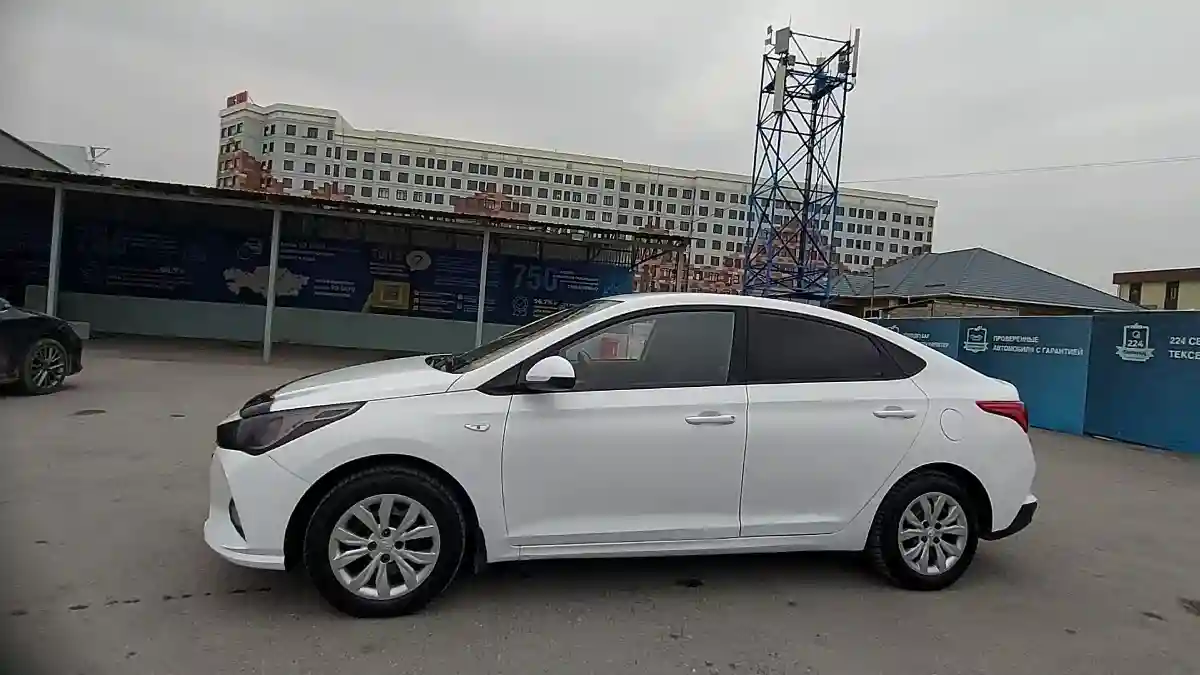 Hyundai Accent 2021 года за 7 500 000 тг. в Шымкент