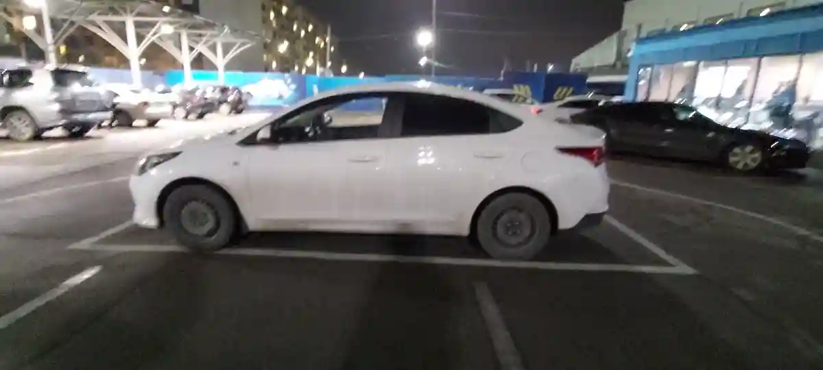 Hyundai Accent 2021 года за 8 200 000 тг. в Алматы