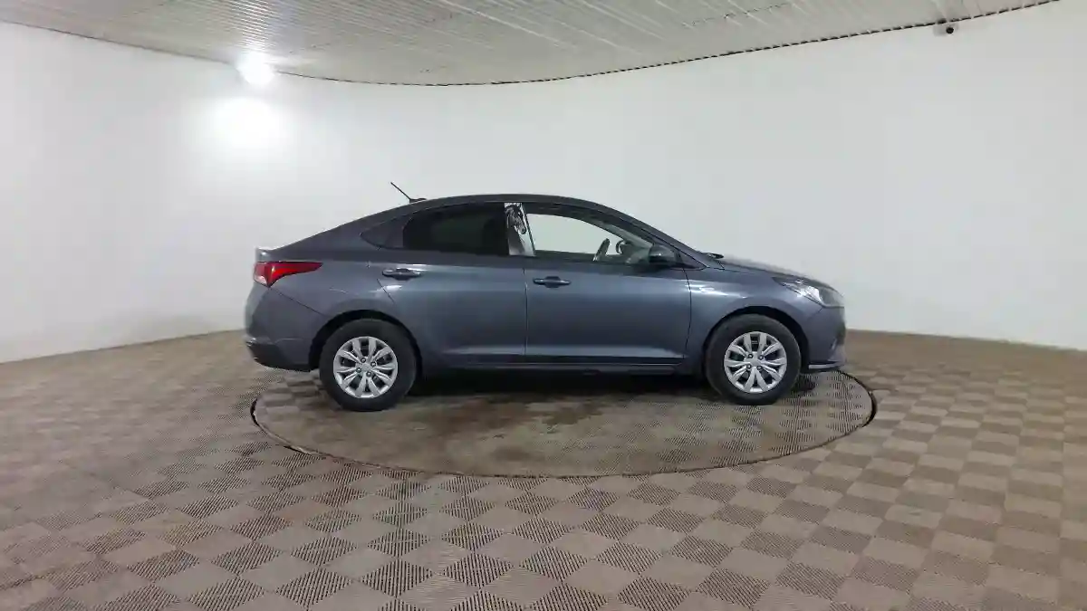 Hyundai Accent 2022 года за 7 490 000 тг. в Шымкент