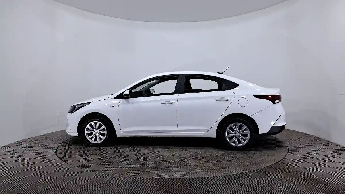 Hyundai Accent 2022 года за 7 650 000 тг. в Астана