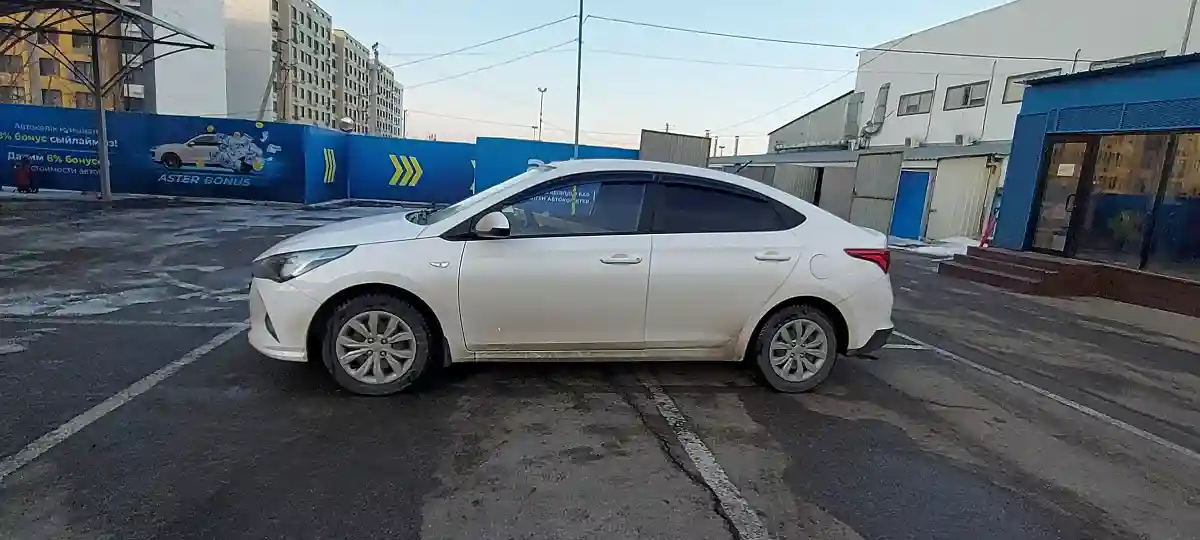 Hyundai Accent 2022 года за 8 000 000 тг. в Алматы