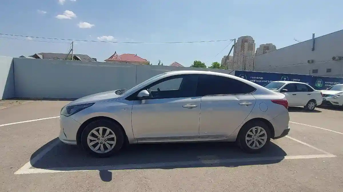 Hyundai Accent 2023 года за 9 200 000 тг. в Шымкент