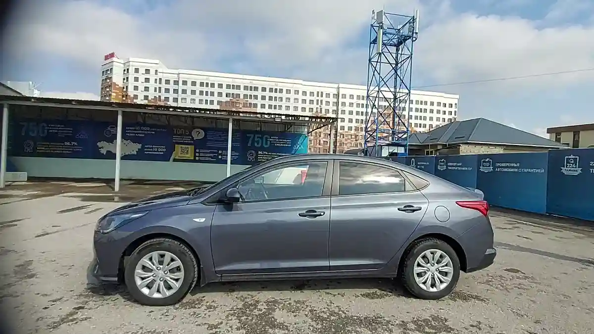 Hyundai Accent 2023 года за 7 500 000 тг. в Шымкент