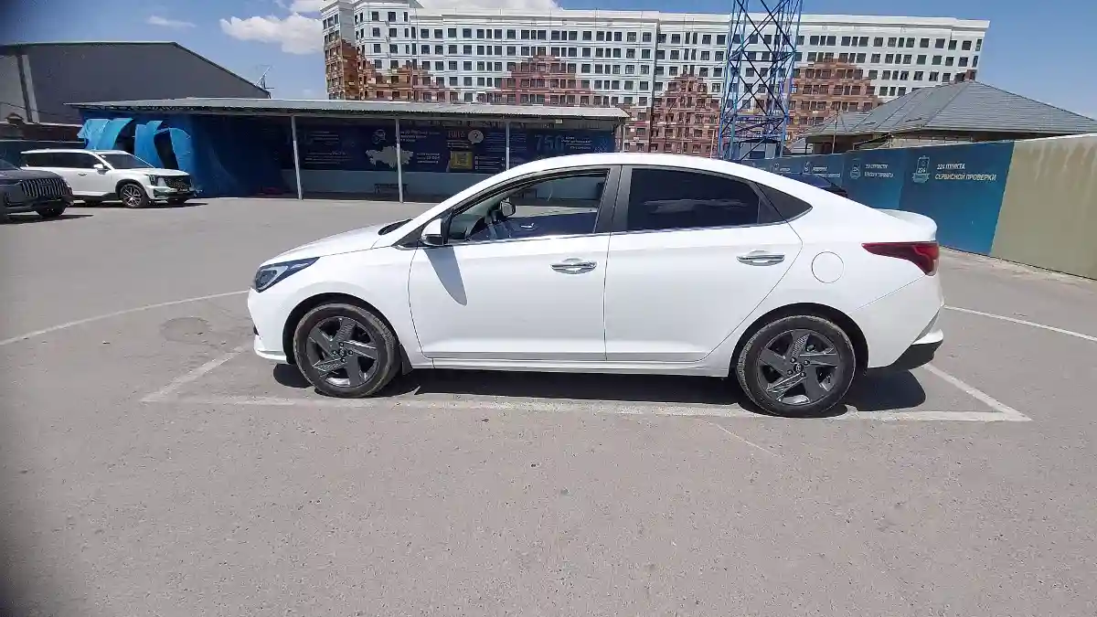 Hyundai Accent 2021 года за 9 500 000 тг. в Шымкент