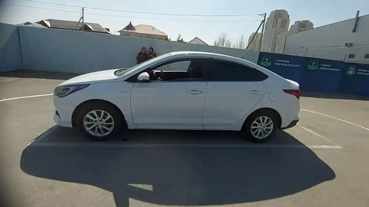 Hyundai Accent 2021 года за 9 000 000 тг. в Шымкент