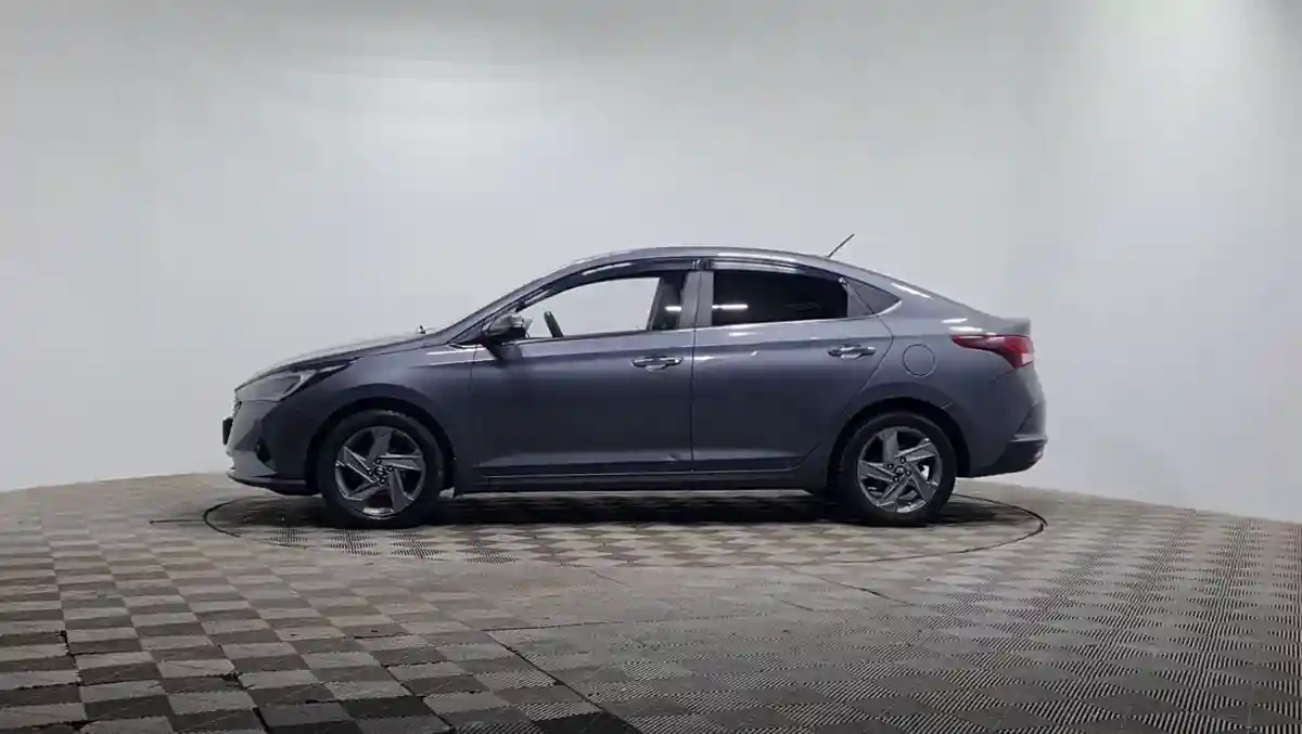 Hyundai Accent 2021 года за 7 390 000 тг. в Алматы