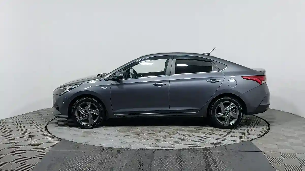 Hyundai Accent 2021 года за 8 250 000 тг. в Астана