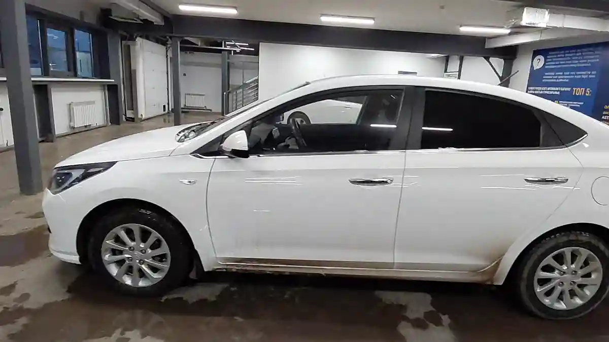 Hyundai Accent 2021 года за 6 000 000 тг. в Астана
