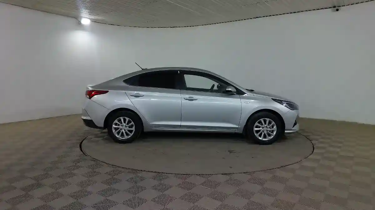 Hyundai Accent 2021 года за 7 990 000 тг. в Шымкент