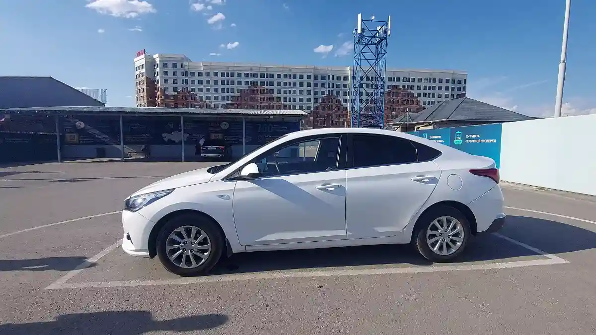 Hyundai Accent 2021 года за 7 500 000 тг. в Шымкент