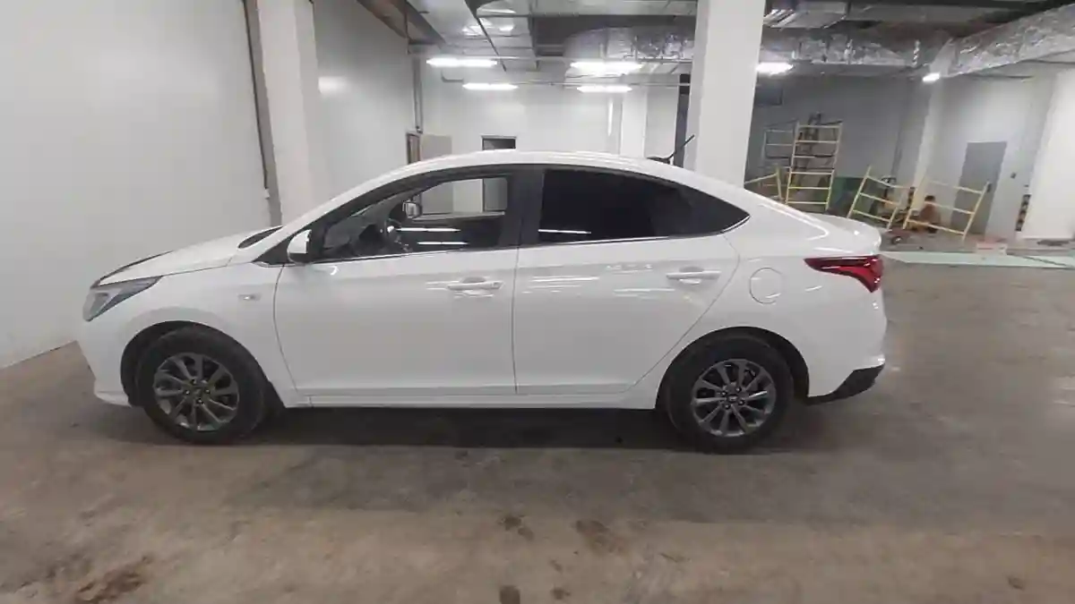 Hyundai Accent 2021 года за 7 990 000 тг. в Астана