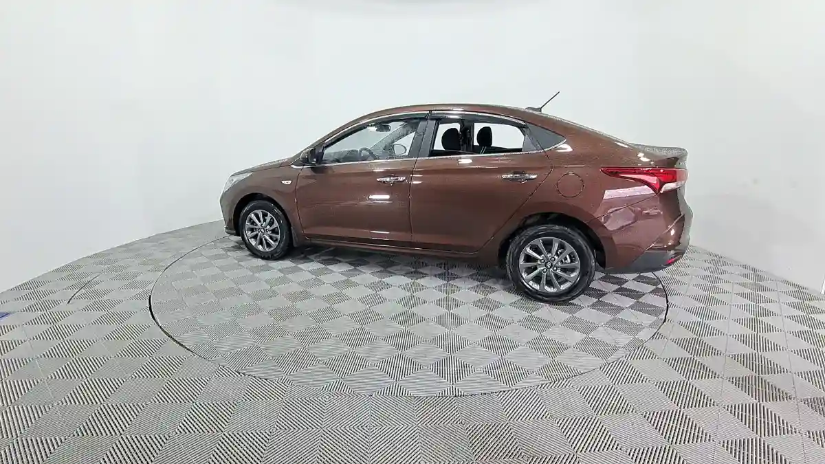 Hyundai Accent 2022 года за 9 690 000 тг. в Астана