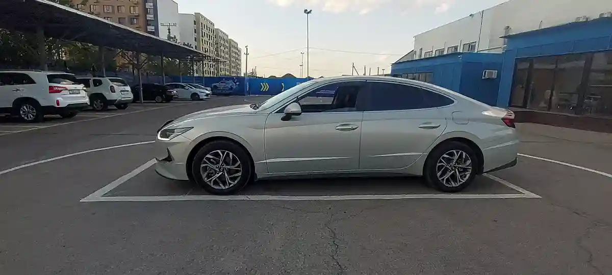 Hyundai Sonata 2021 года за 11 000 000 тг. в Алматы