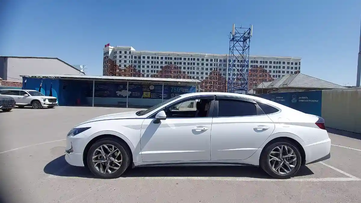 Hyundai Sonata 2021 года за 12 000 000 тг. в Шымкент