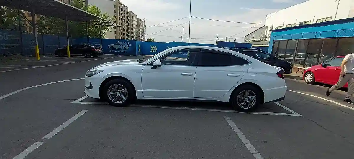 Hyundai Sonata 2021 года за 11 000 000 тг. в Алматы
